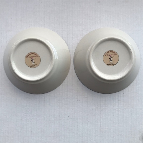 Set Of 2 Royal Seasons ‘Snowman’ Stoneware Coupe Soup/Cereal Bowls - Picture 3 of 5